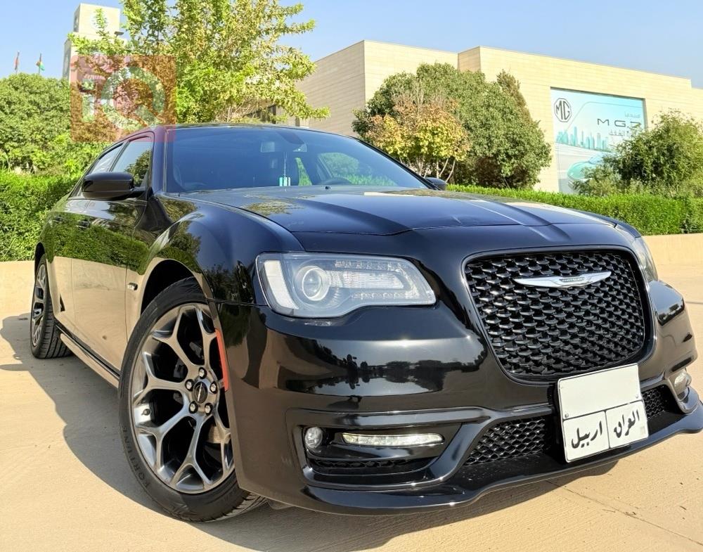 كرايسلر 300